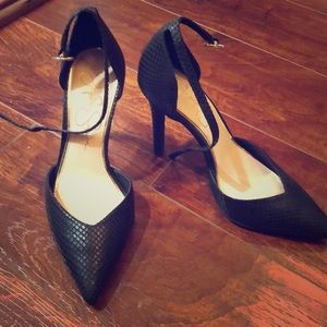 Jessica Simpson black heels - Size 5.5; NBW!